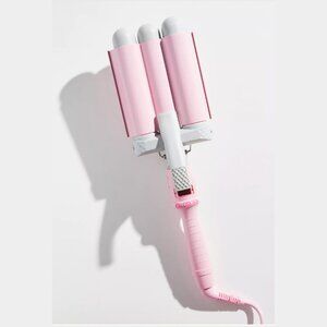 Triple Barrel Pink Hair Waver